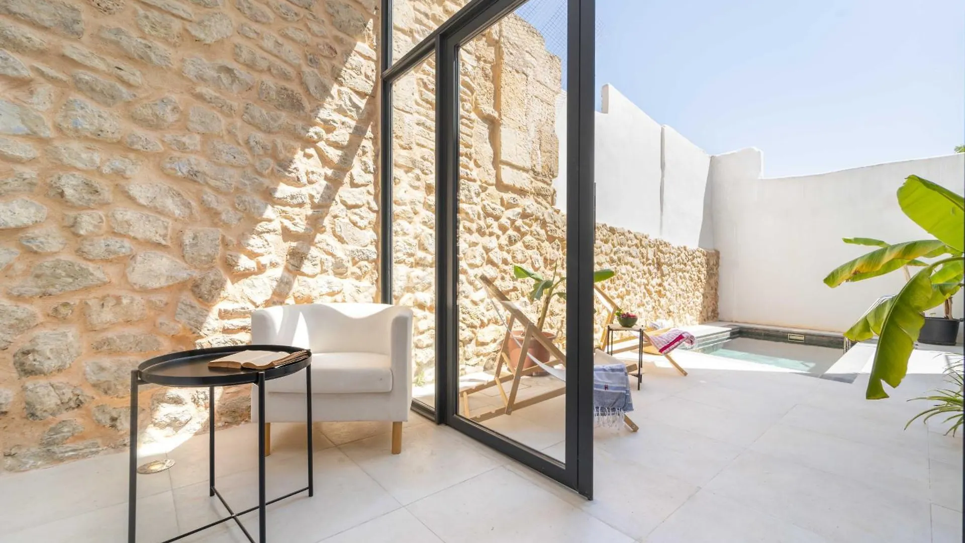 Townhouse Helen House By Homevillas360 Porreres 0*,